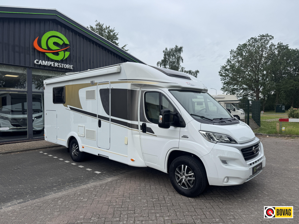 Carado T 447 54172452-0.jpg | Camperstore B.V.